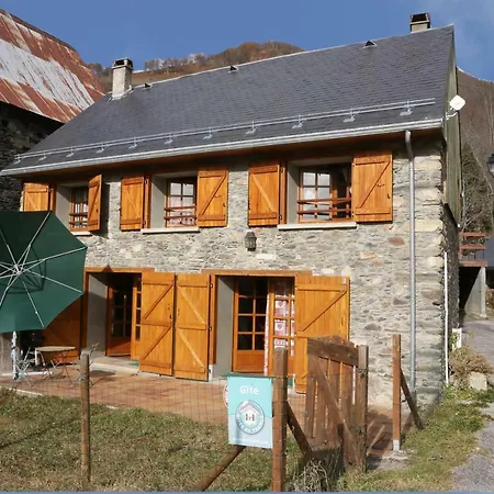Pyrenees Stone Mountain House Holiday home