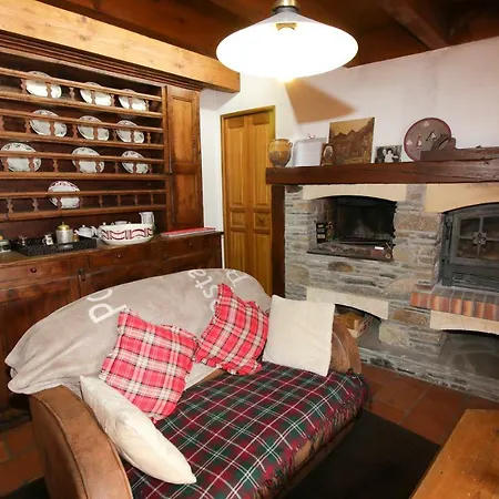 Holiday home Pyrenees Stone Mountain House *