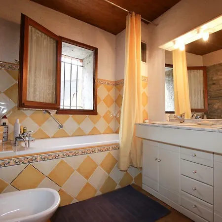 Holiday home Pyrenees Stone Mountain House Bagneres-de-Luchon